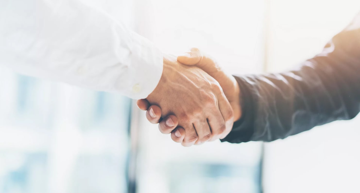 Сотрудничество с нами